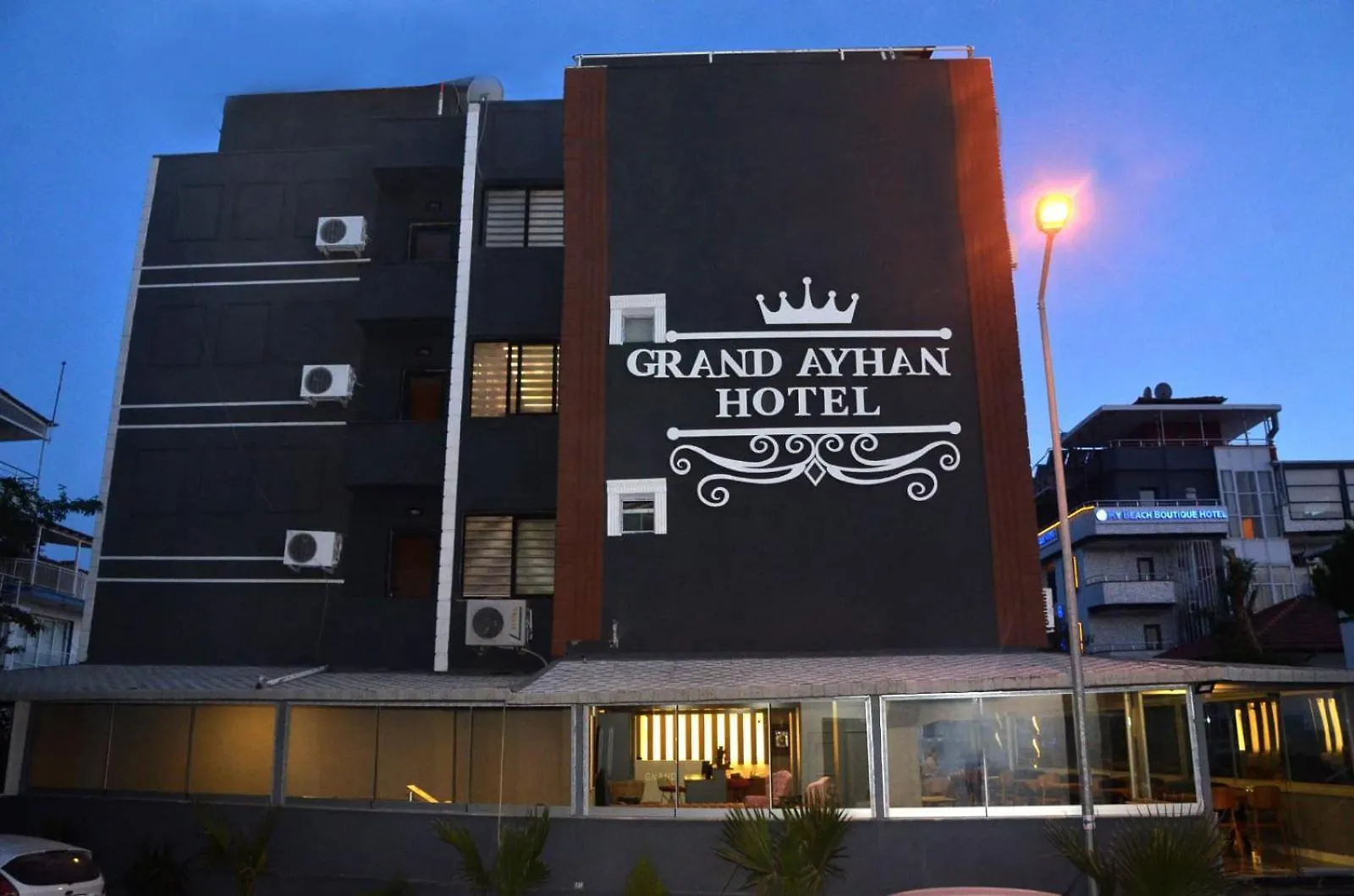Grand Ayhan Hotel 쿠사다시 0*,